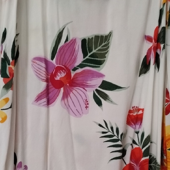 Old Navy Floral Ruffle Blouse - Red, Pink, Yellow - Picture 4 of 6